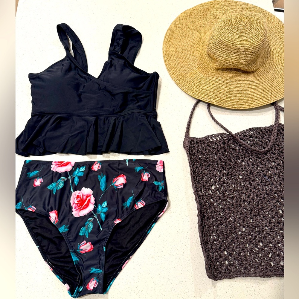 Ferbia Floral High Rise Bikini Set Medium - Black Peplum Top & Rose Bottoms
